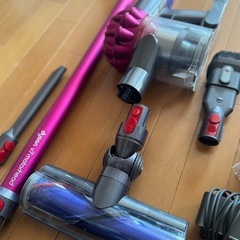 Dyson ダイソン　掃除機 V7