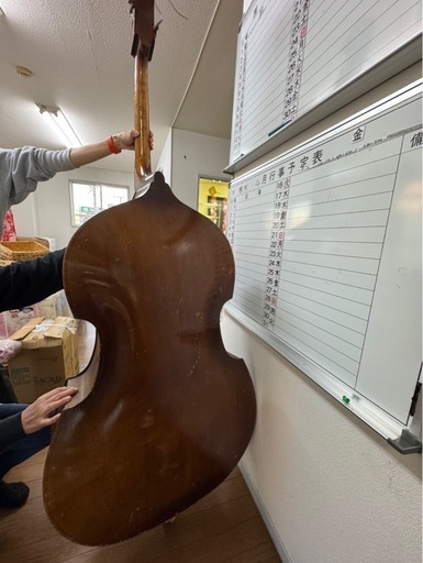 コントラバス