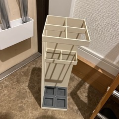 【お譲り先決定済み】傘立て アクタス