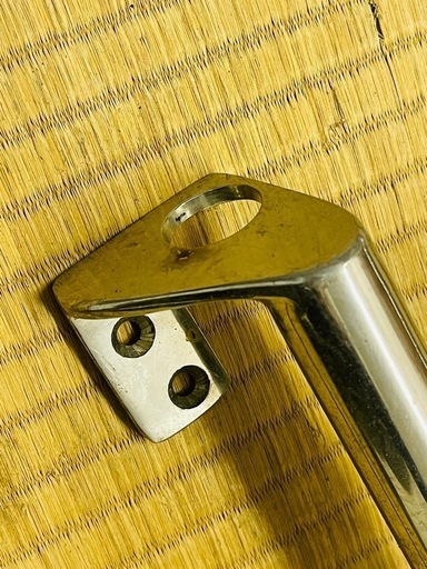 希少品　国鉄0系新幹線の「手摺２本」
