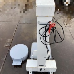 タイガー カワシマ 米袋用昇降機 LU-203 楽だ君 最大荷重 35㎏ リフター 回転式袋置台付 100V 中古 作動確認済み 中古 配送可の画像
