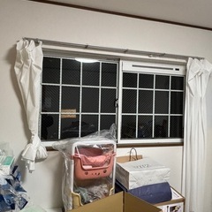カーテンの画像