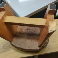 😺天然木　イスの画像