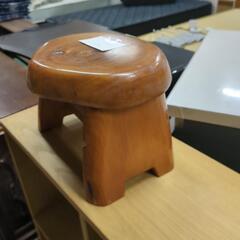 😺天然木　イスの画像