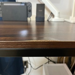 デスク 机 収納棚付き
の画像