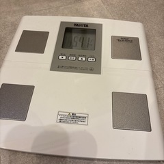 タニタ体重計の画像