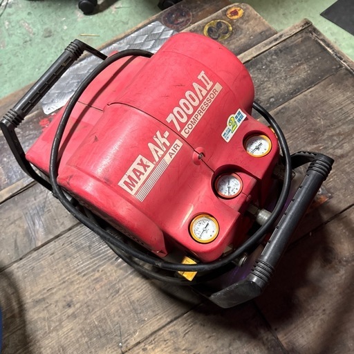 MAX AK-7000AⅡ エアーコンプレッサー マックス 常圧