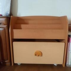 【決まりました】おもちゃ箱、本棚