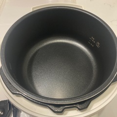 新品未使用　アイリスオーヤマ電子圧力鍋の画像