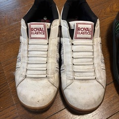 ロイヤルのスニーカー　26.0