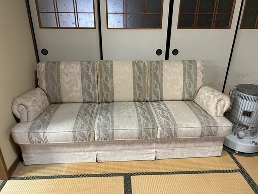 [交渉中]　三人掛け　ソファ