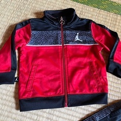 ジョーダンセットアップの画像
