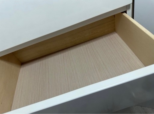 美品✨白チェスト