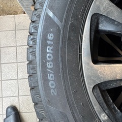 BRIDGESTONEブリジストンスタッドレスタイヤ 205/60R16 4本セットの画像