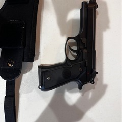 東京マルイus m9 、東京マルイ10禁G17 の画像