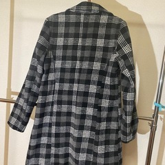 レディース チェスターコート M チェック柄 ブラックの画像