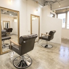 【Renatus Lusso】パート・正社員スタイリスト募集 🌿時給1,400円〜／高単価1.2万円以上／顧客ゼロからでも安心スタート◎の画像