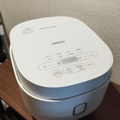 中古品　冷蔵庫電子レンジ洗濯機炊飯器オーブンと棚の画像