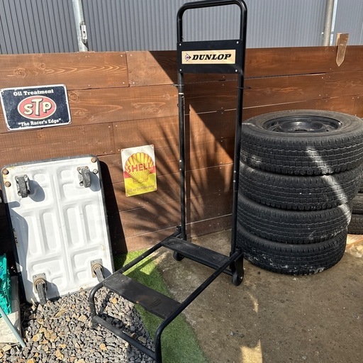 DUNLOP タイヤ収納スタンド ブラック ダンロップ　愛知県