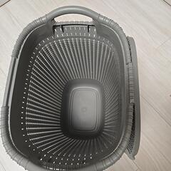 カーバー　ランドリーバスケットの画像