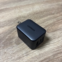 65w出力　急速充電器type-C×2 USB-A×1　