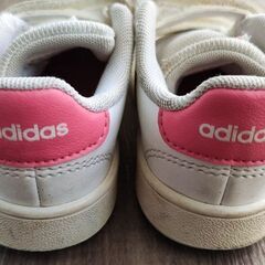 ピンク×ホワイトアディダススニーカーadidas14センチの画像
