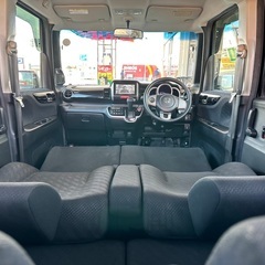 24年式！月々1.2万円〜分割払い可❗️ 車検2年付き！【名義変更代込み】大人気☆ホンダ N-BOXカスタム☆ステアリングスイッチ付き☆SDナビ付き☆走行中DVD見れます☆バックカメラ付き☆電動スライドドア☆ドラレコ付き☆スマートキー☆フルオートエアコン☆事故歴修復歴なし☆そのまま乗って帰れます❗️の画像