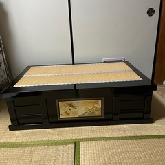 五月人形置き台＋屏風＋装飾品一式　（人形・鎧兜無し）