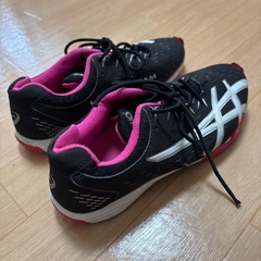 23.5センチ　ランニングシューズの画像