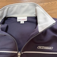 Reebok  ジャージ上下セット　紺色の画像
