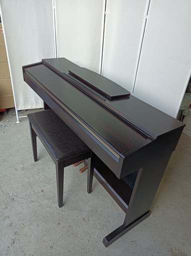 ★[八3399] YAMAHA　ヤマハ 　電子ピアノ  ARIUS   YDP-160 本体外形寸法　幅1350㎜  奥行き410㎜  高さ800㎜   椅子　幅600㎜  奥行き300㎜  高さ500㎜