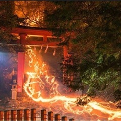 お燈祭りと吉野蔵王堂、天河弁財天、熊野三山、玉置神社ツアー