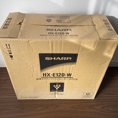 【値下げ】SHARP 加湿セラミックファンヒーター　HX-E120-Wの画像