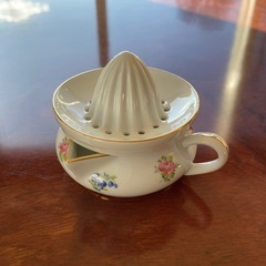 陶器の絞り器