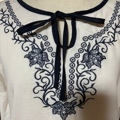 レディース服ー無料でお譲りします。の画像