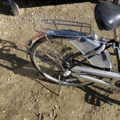ブリヂストン通学用自転車　26インチ　サビ傷ありの画像