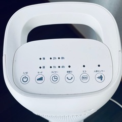 スリムタワー　ヒーター　ホワイト
の画像