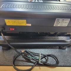 デジタルディスプレイとスピーカー付きのBTM製電動ランナー3521の画像