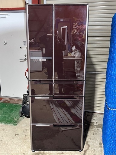 日立　冷凍冷蔵庫　５１７Ｌ　６フレンチドア　クリスタルブラウン　ＨＩＴＡＣＨＩ　インテリジェント真空保存　インフォメーションディスプレイ　観音開き　自動製氷　ＬＥＤ　Ｒ－Ｂ５２００