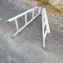 アルミ 脚立 ４段 高さ112cm 高知市内 無料配達の画像