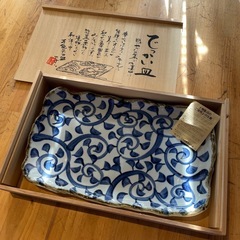 【引き取り限定】タコ唐草角大皿　でっかい皿　龍峰窯　万能大皿