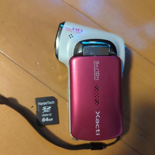 【受渡確定済】SANYO ハンディカメラ