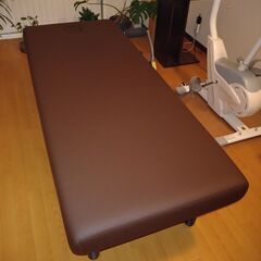 手動式昇降マッサージベッド