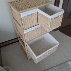 収納ボックスの画像