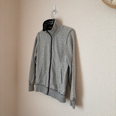 UNIQLOキッズ150cm前開トレーナー