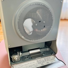 早い者勝ち！ 
イワタニ カセットガス ファンヒーター 風暖の画像