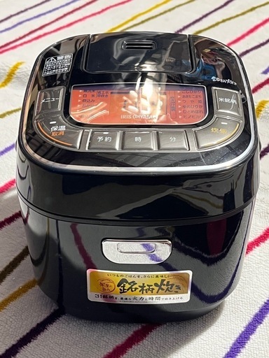 アイリスオーヤマ　炊飯器　マイコン式　銘柄炊き　極厚火釜　ブラック　３合　ＲＣ－ＭＣ３０