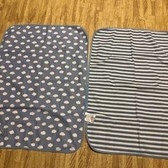 おむつ替えシート