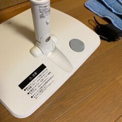 livease リヴィーズ コードレス電動モップ（水スプレー機能付き）EM-011Wの画像