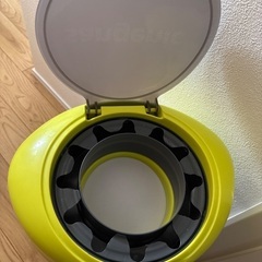 コンビ　オムツゴミ箱スマートポイ本体の画像